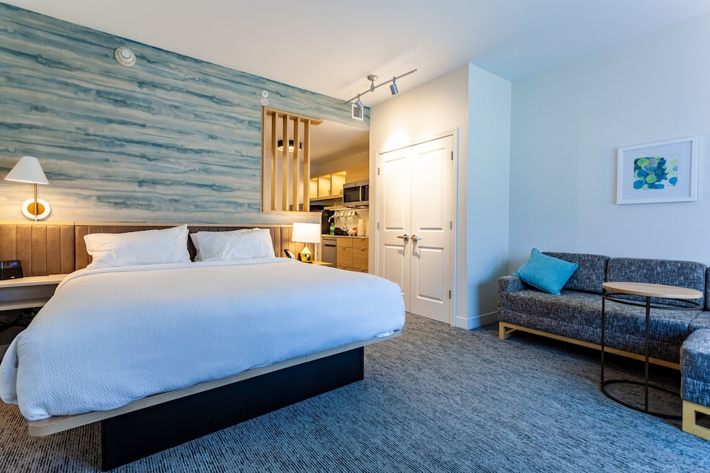 TownePlace Suites by Marriott Raleigh-University Area 15/50