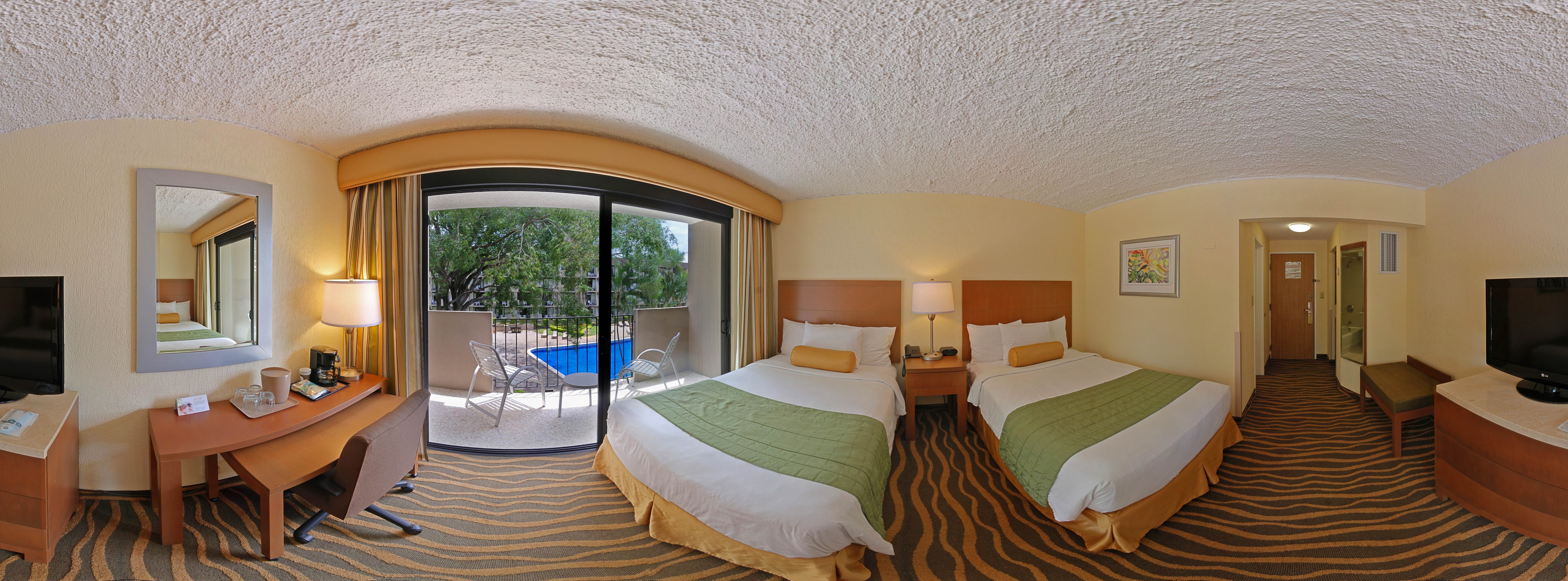 Irazu Hotel And Studios 4/22