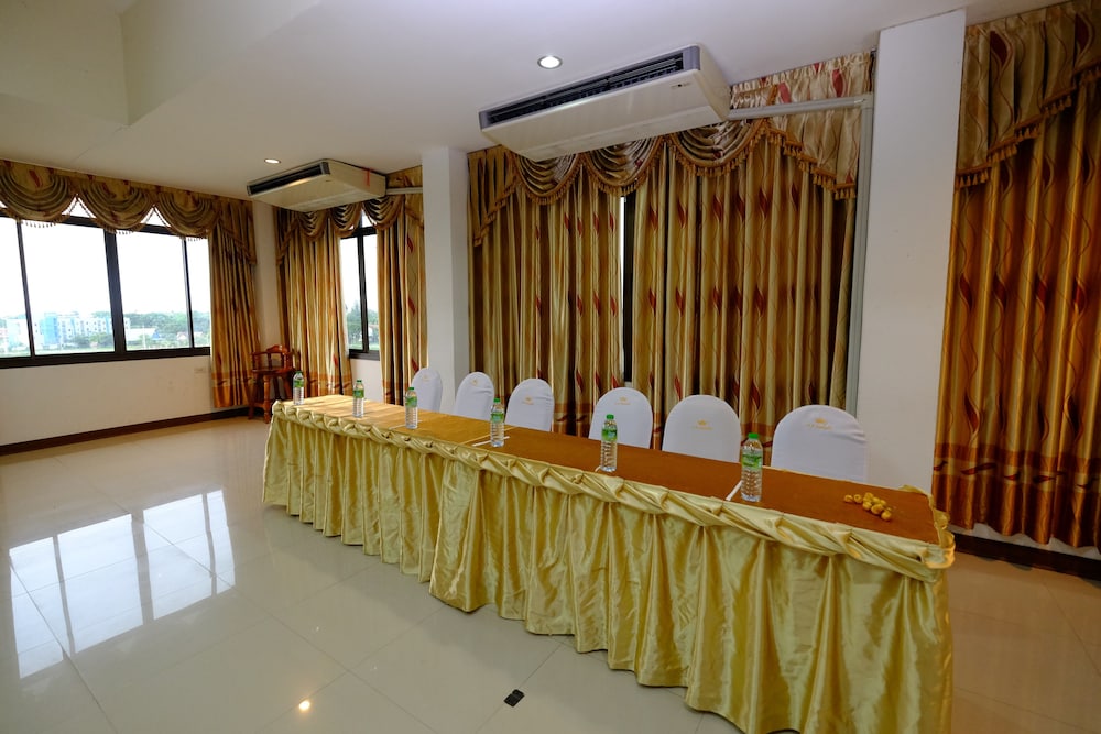 Pc Palace Hotel 18/28