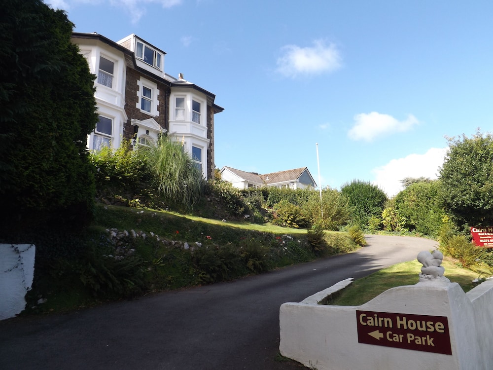 Cairn House 39/48