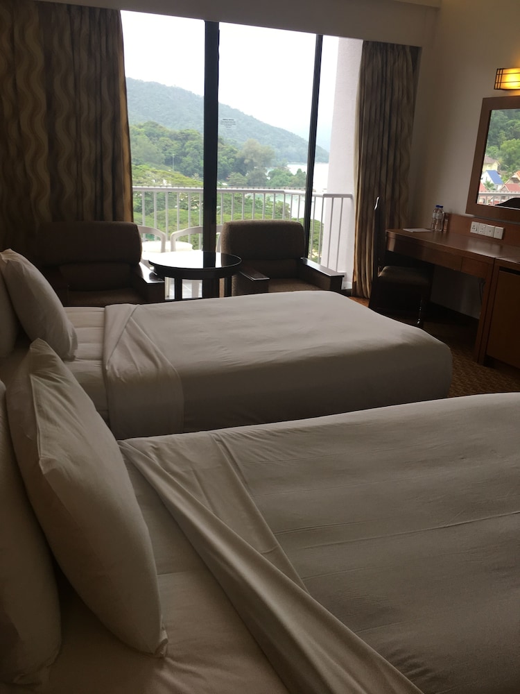 Bayview Beach Resort 39/78