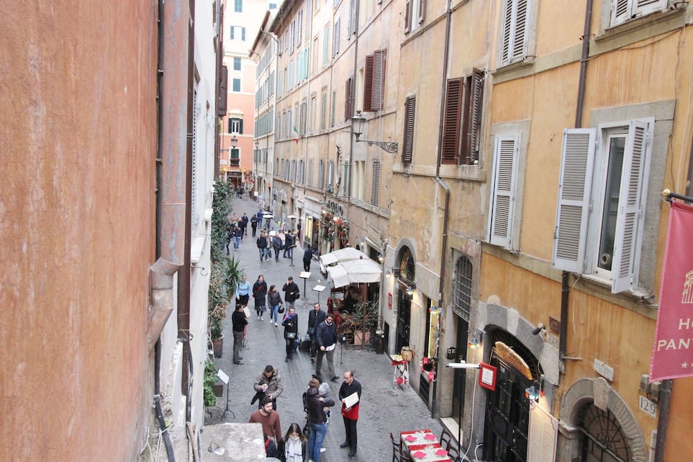 Albergo Abruzzi 49/58