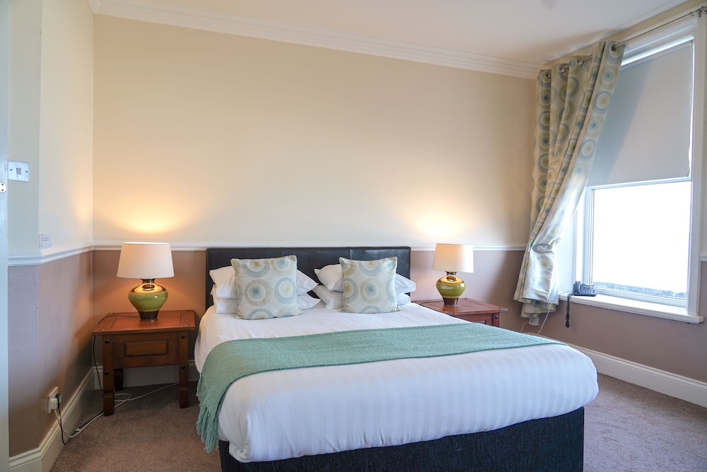 The Royal Hotel 18/54
