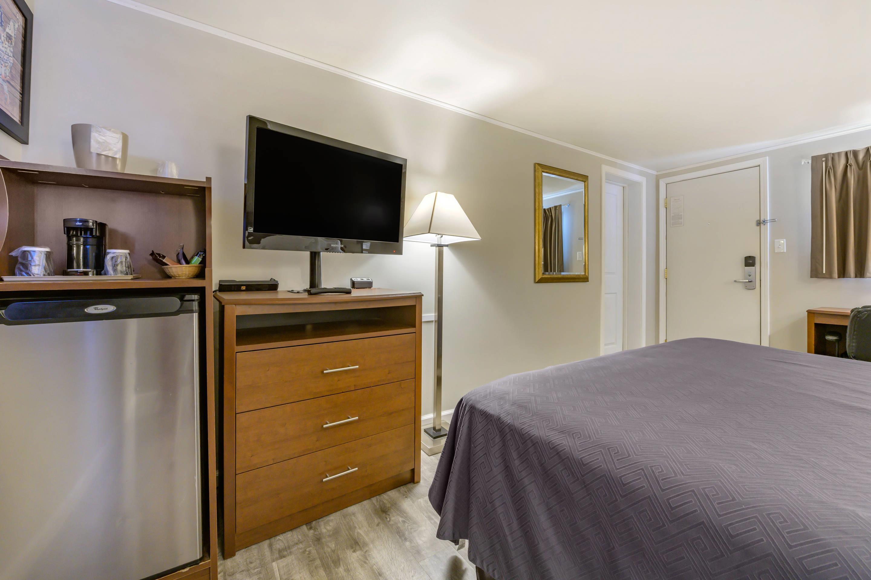 Room, King Bed