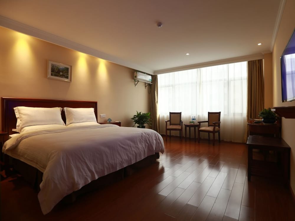 GreenTree Inn Chizhou Pingtian Lake Qingfeng Avenue Hotel 16/38