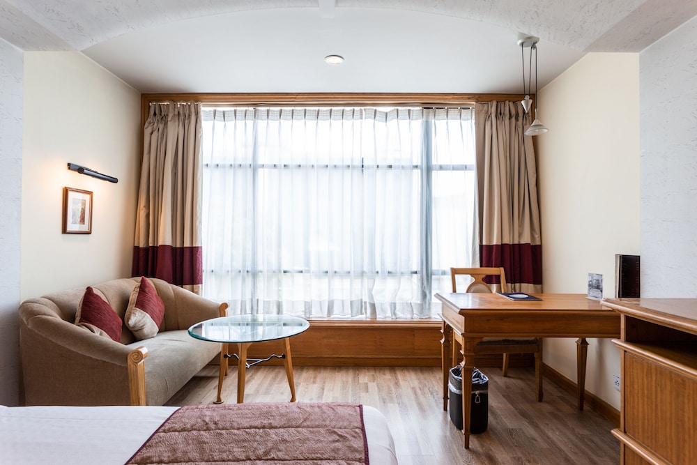 The Maya Hotel 29/50