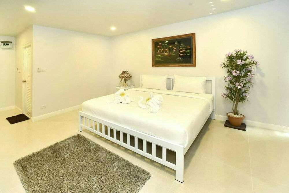 Parvena Hotel 27/64