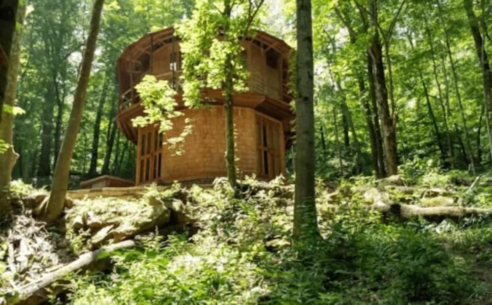 Lost River Hostel 44/50