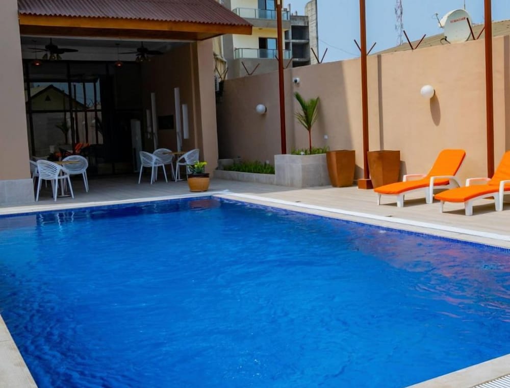 Bella Casa Hotel 47/50