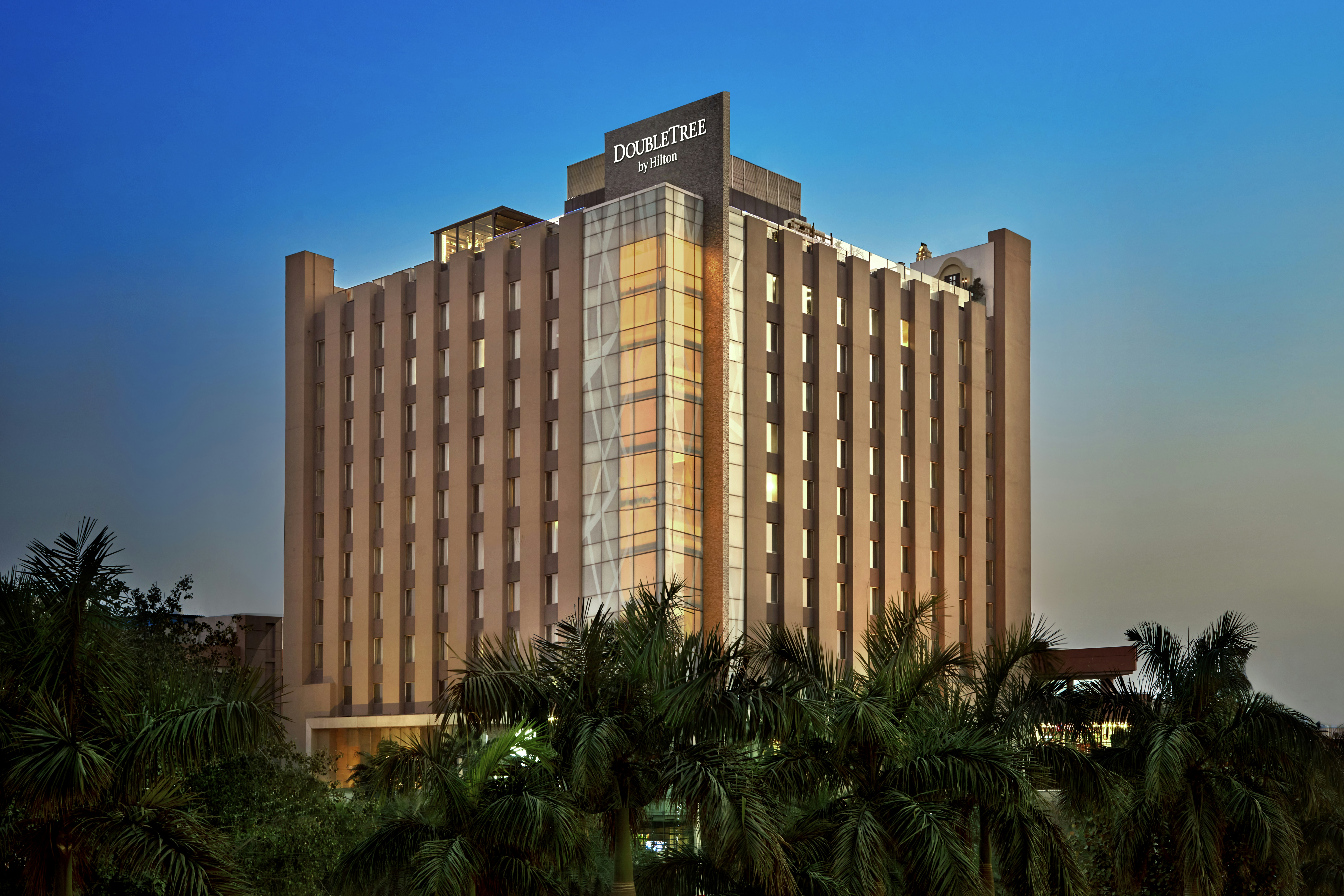 DoubleTree by Hilton Gurugram Baani Square photo2