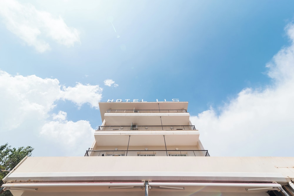 Hotel Lis 4/77