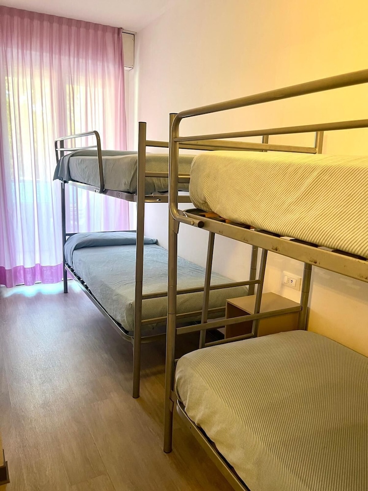 Hotel Alemagna 98/117
