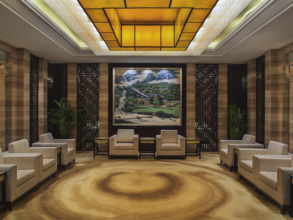 Movenpick Hotel Enshi 45/67