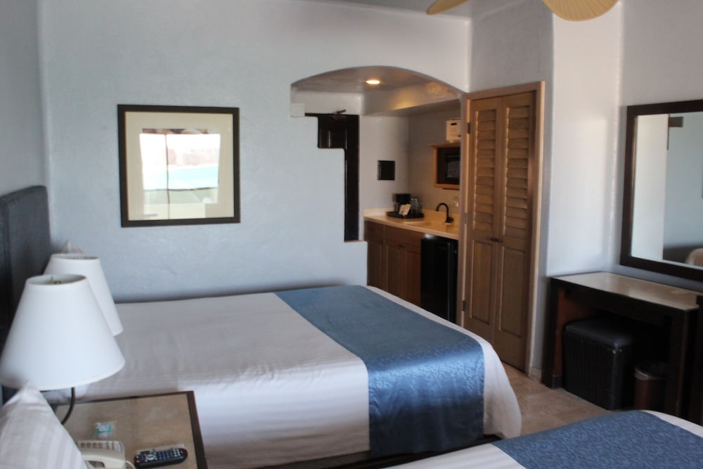Penasco Del Sol Hotel Ex Conference Center 24/70