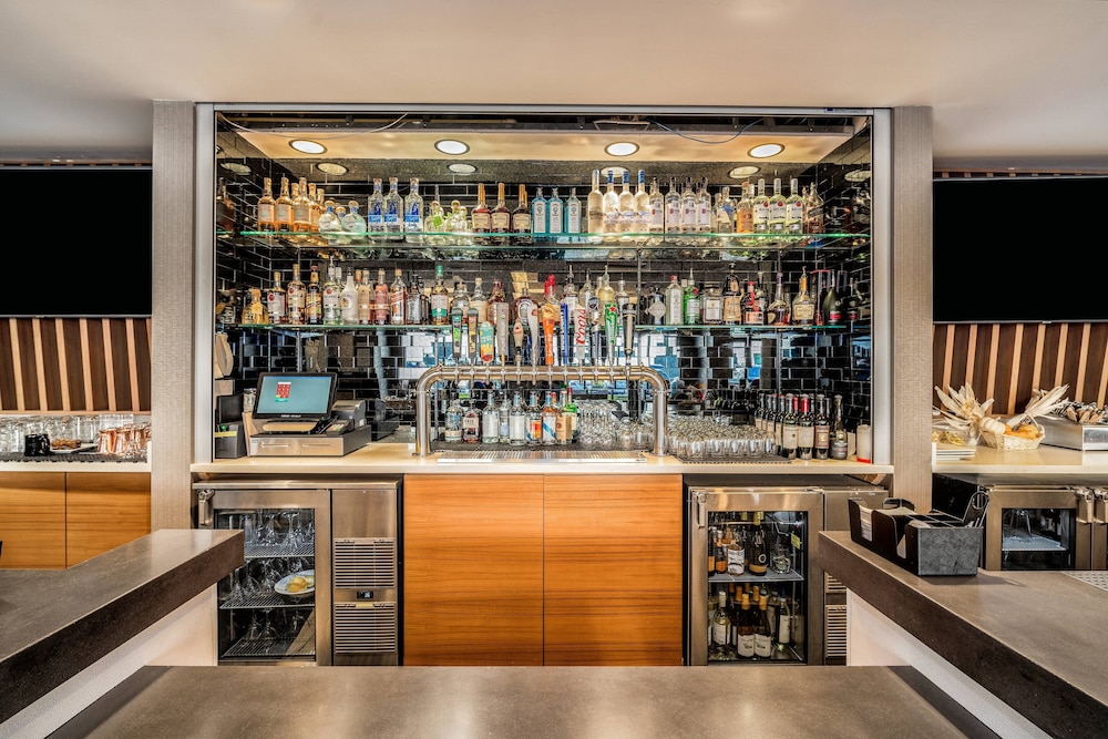SpringHill Suites by Marriott Oakland Airport 26/33