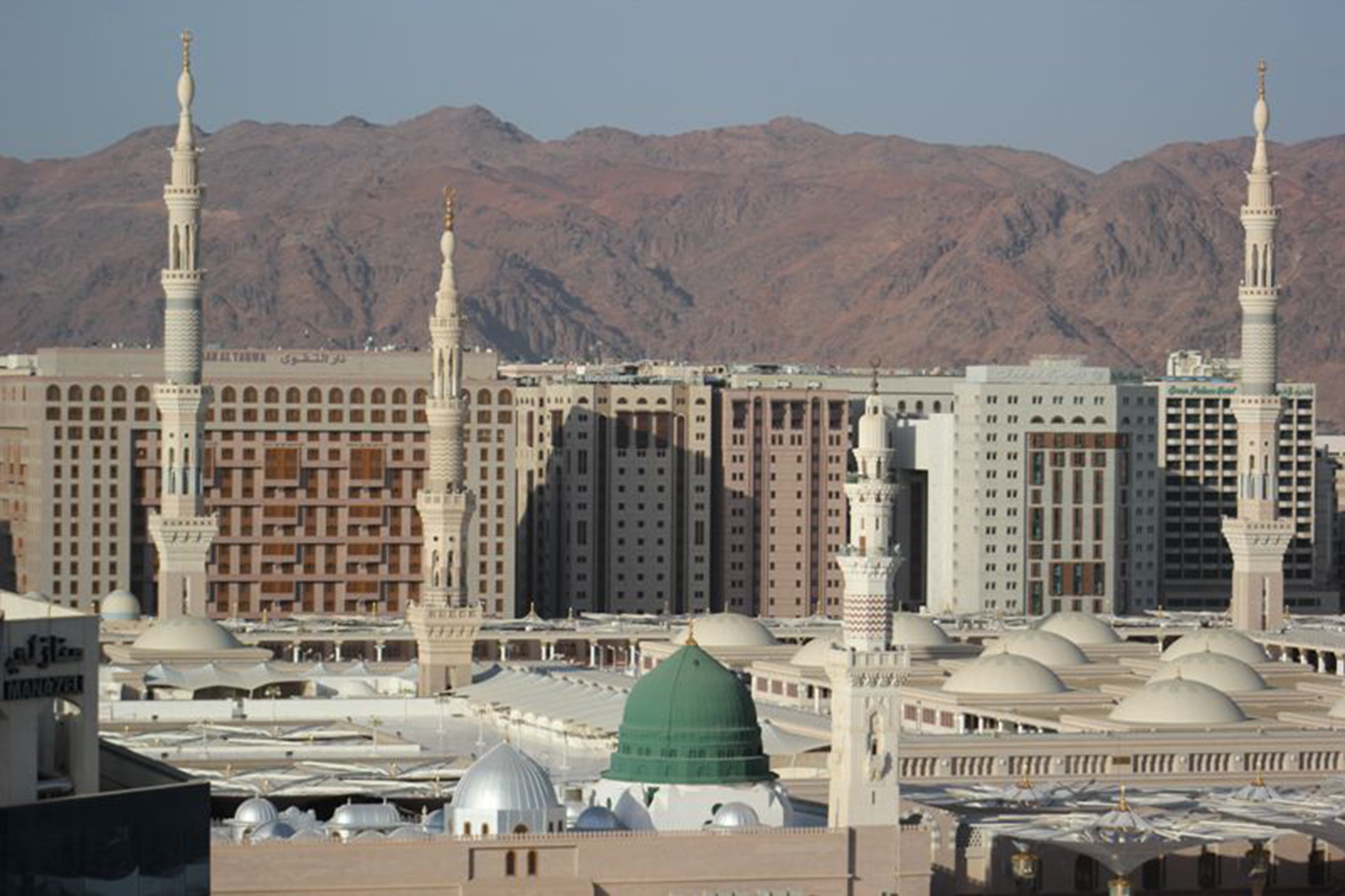 كراون بلازا المدينة(Crowne Plaza Madinah) 70/75