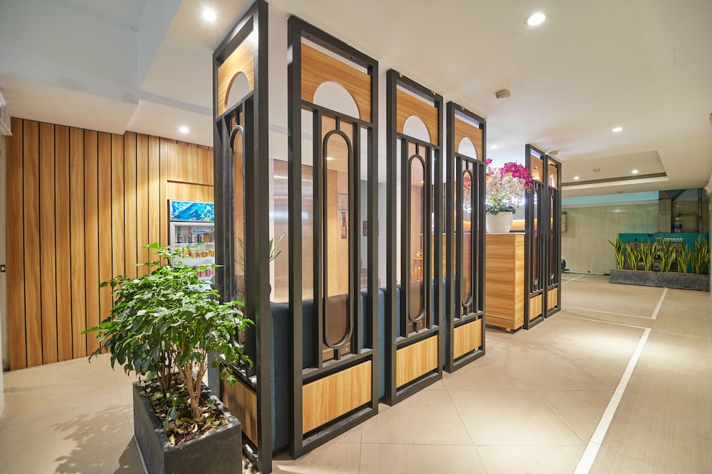 Bin Bin Hotel 2 5/50