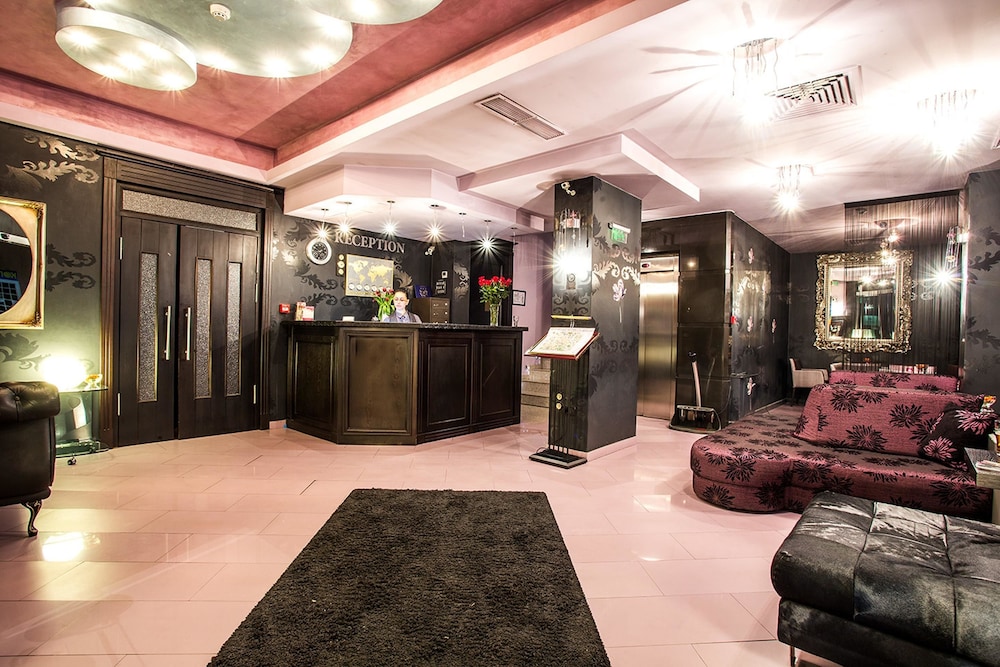 lobby