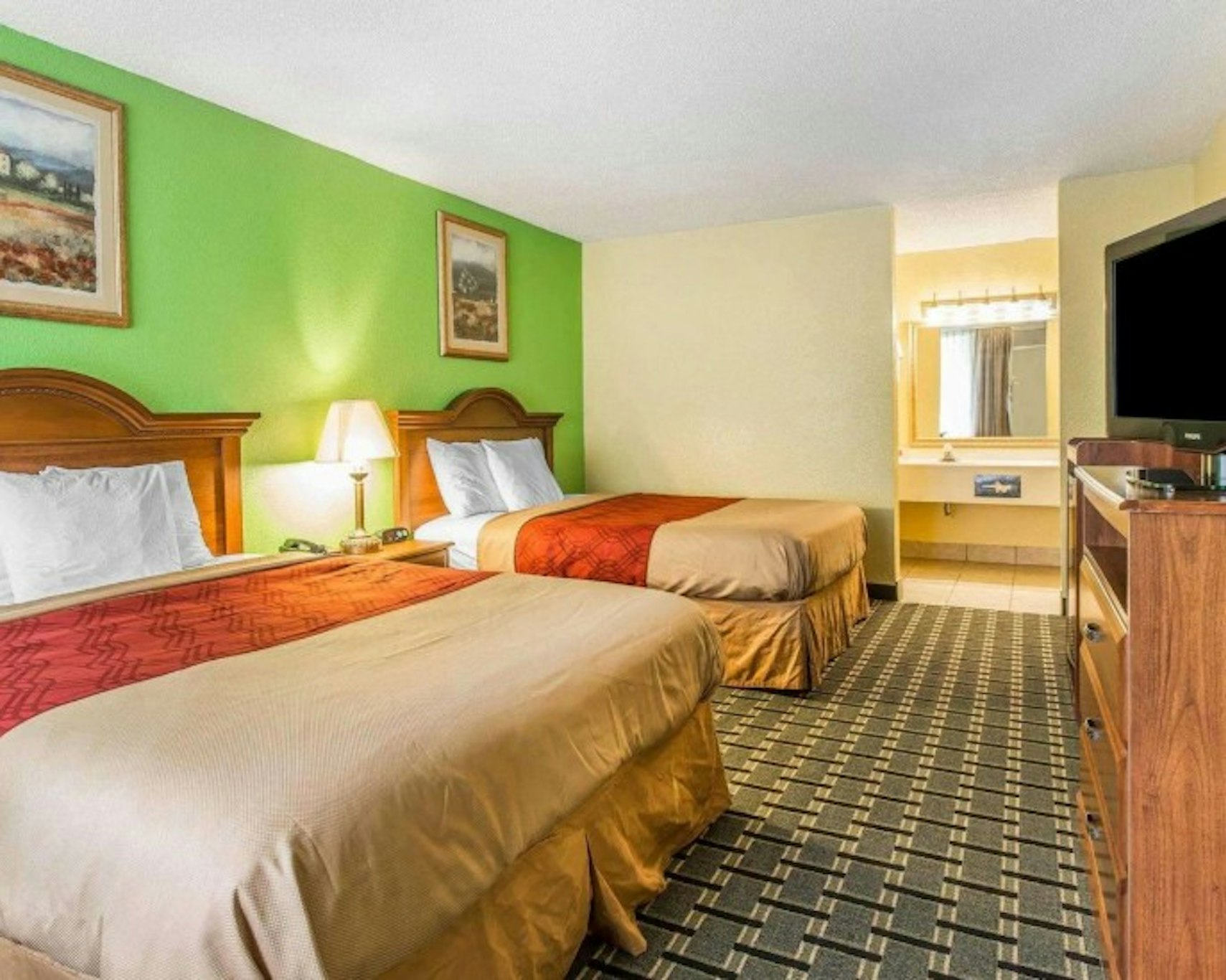 Travelers Inn Douglas By OYO US-441 12/37