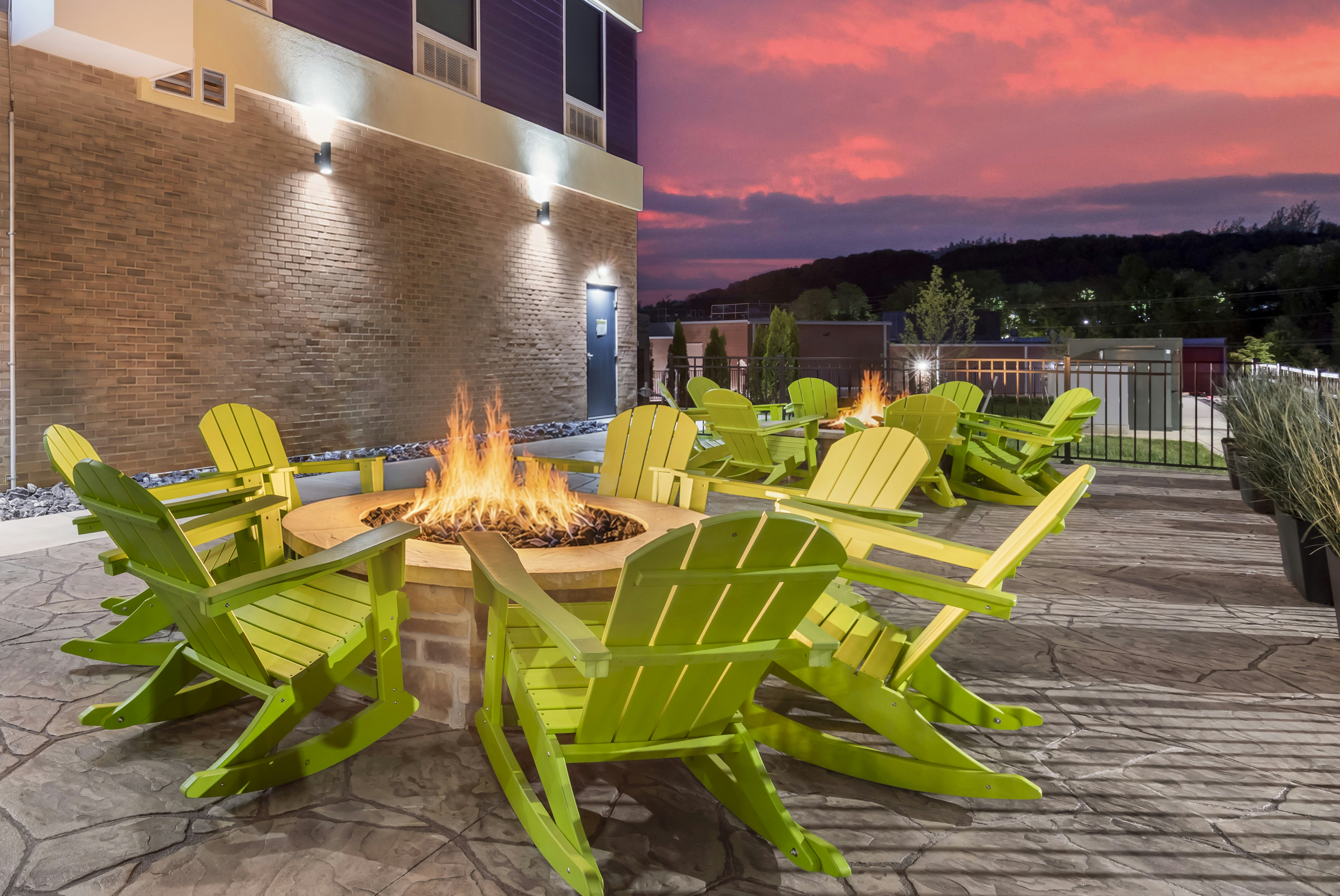 Home2 Suites by Hilton Harrisonburg University 50/50