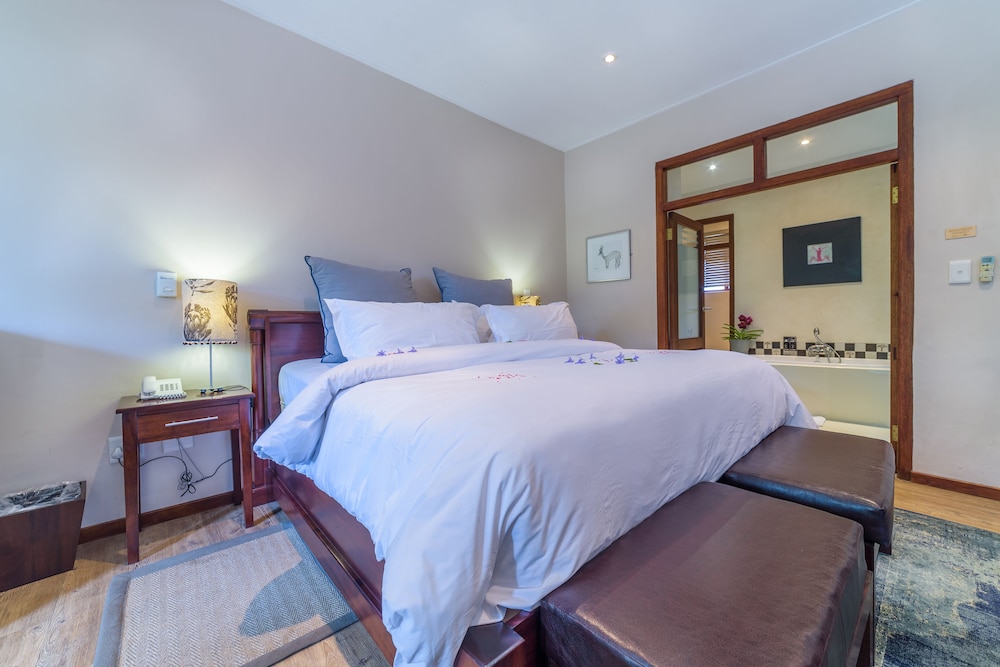 Casterbridge Hollow Boutique Hotel 18/52
