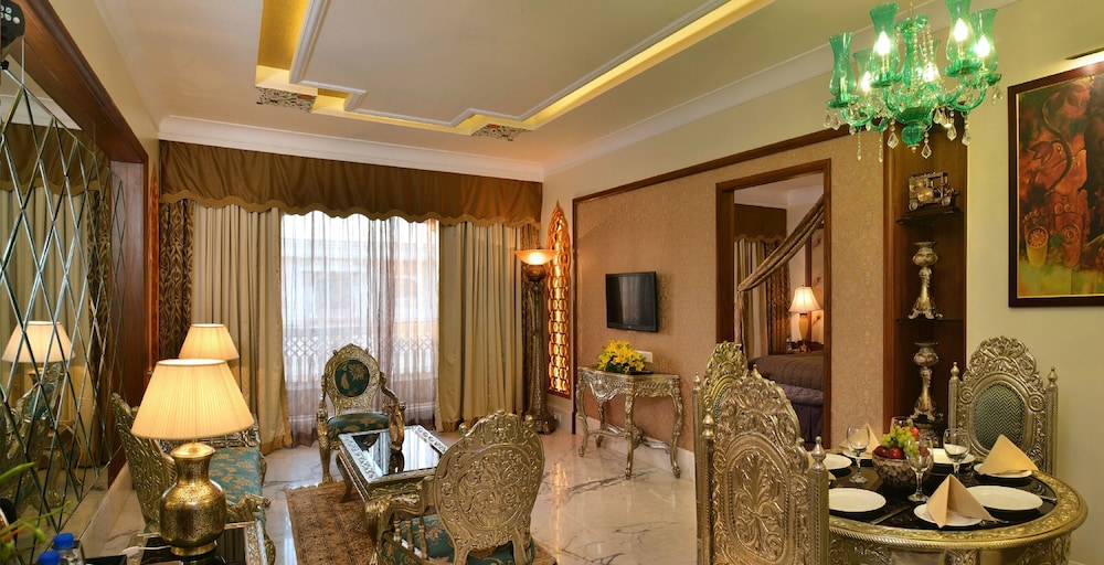 Indana Palace Jodhpur 32/42