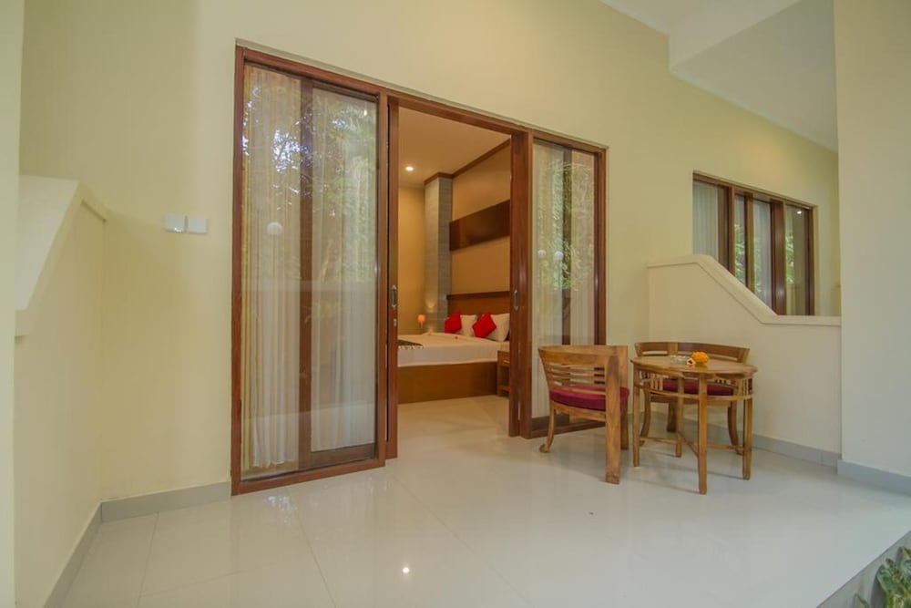 Adi Jaya Cottages 30/50