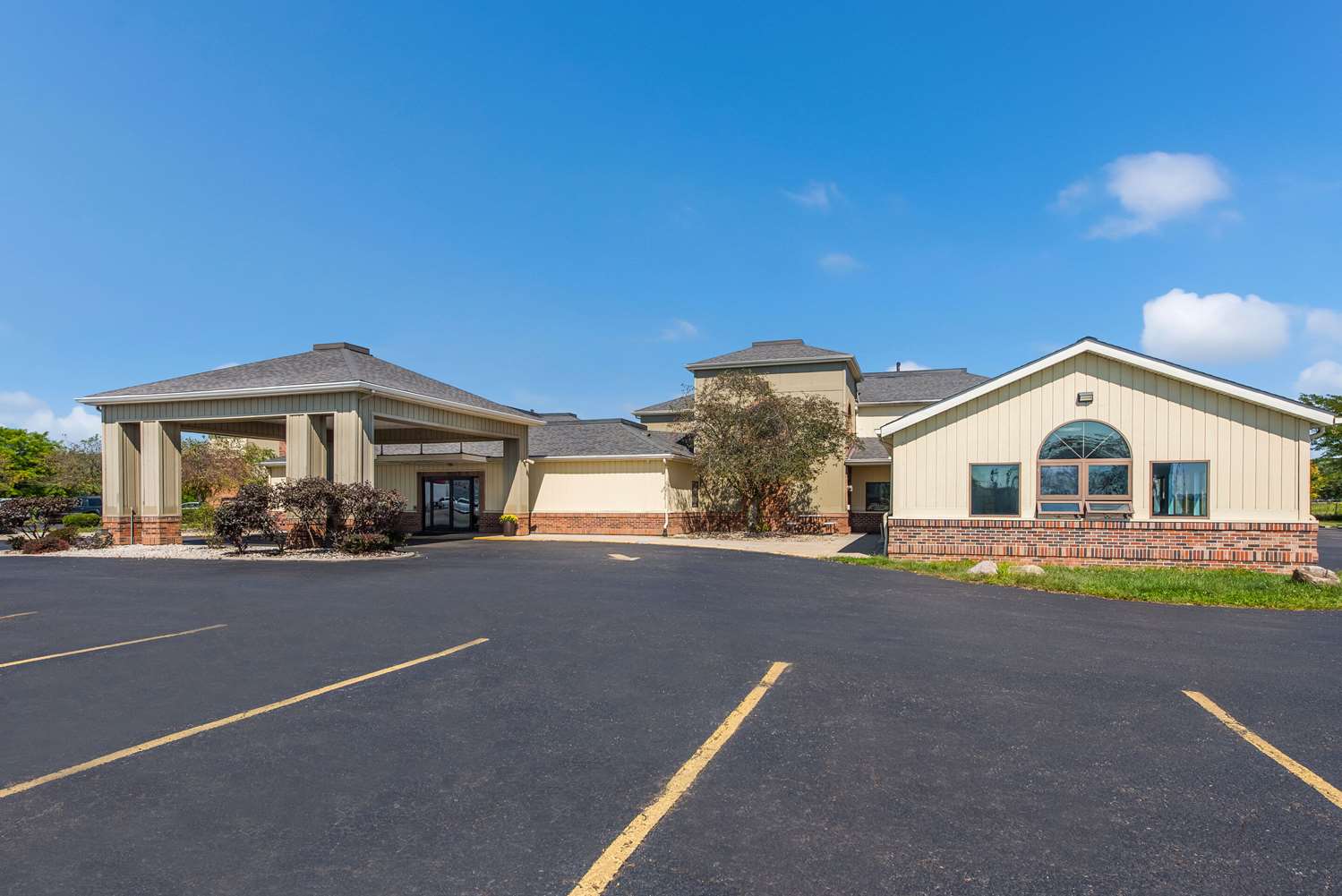 Quality Inn Upper Sandusky OH 28/29