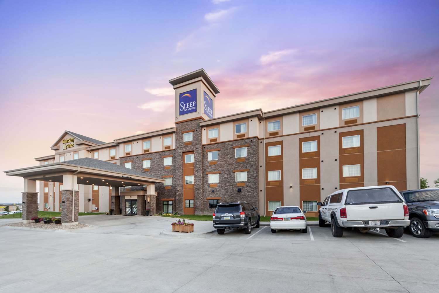 Mainstay Suites University 17/20