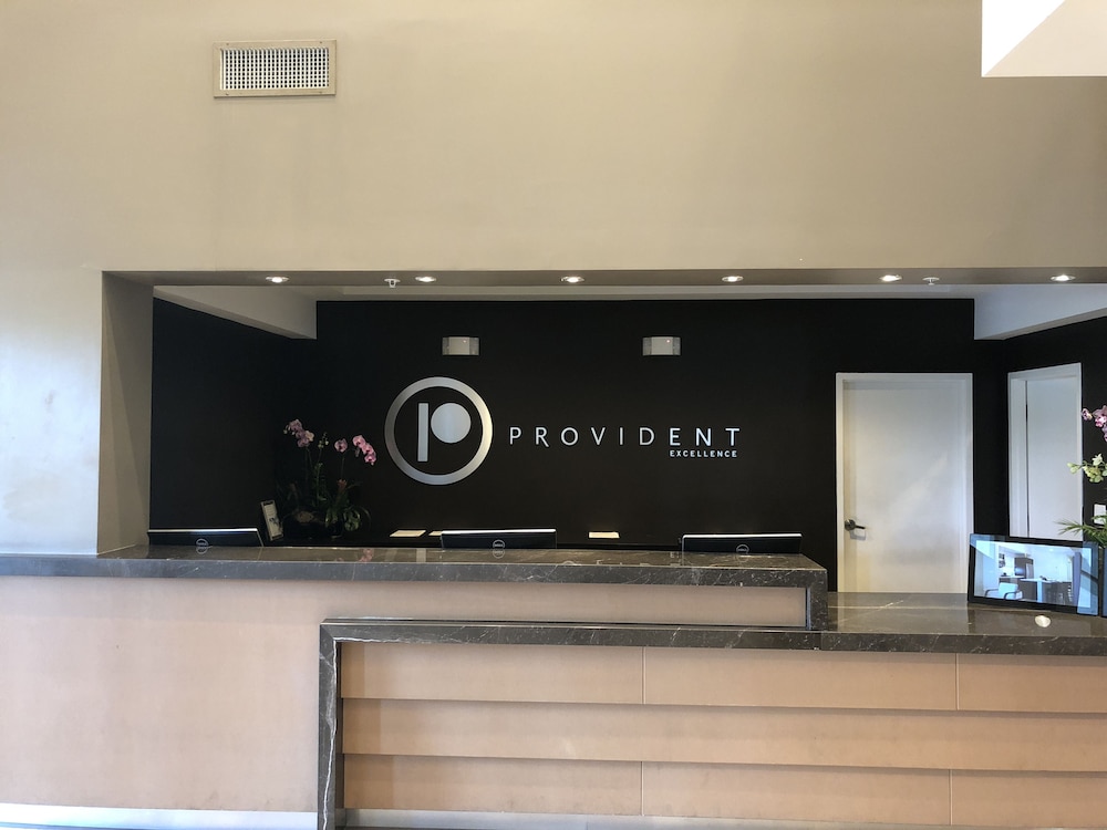 Provident Doral At the Blue Hotel 27/72