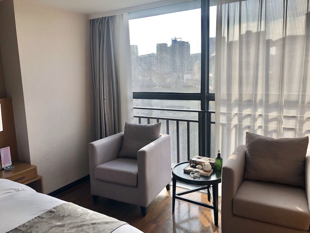 Shenzhen Hongdu Hotel 36/60