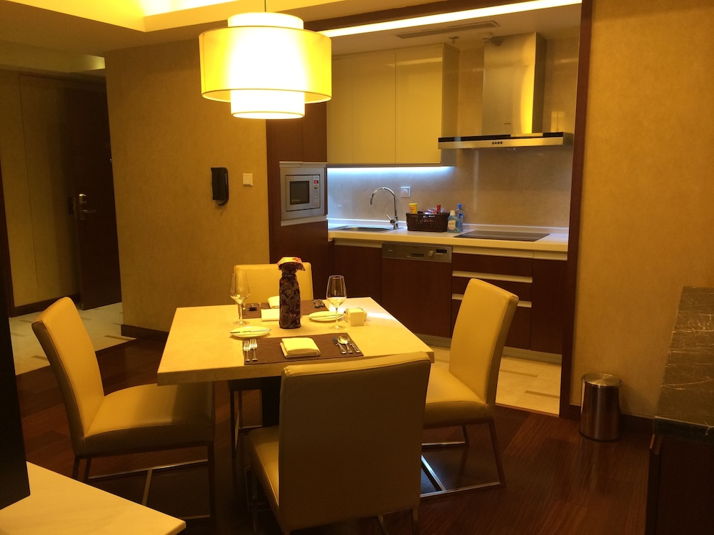The Imperial Mansion, Beijing Marriott Executive Apartments 30/34