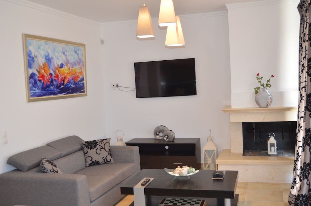 Achillion Luxury Corfu Villa 38/55