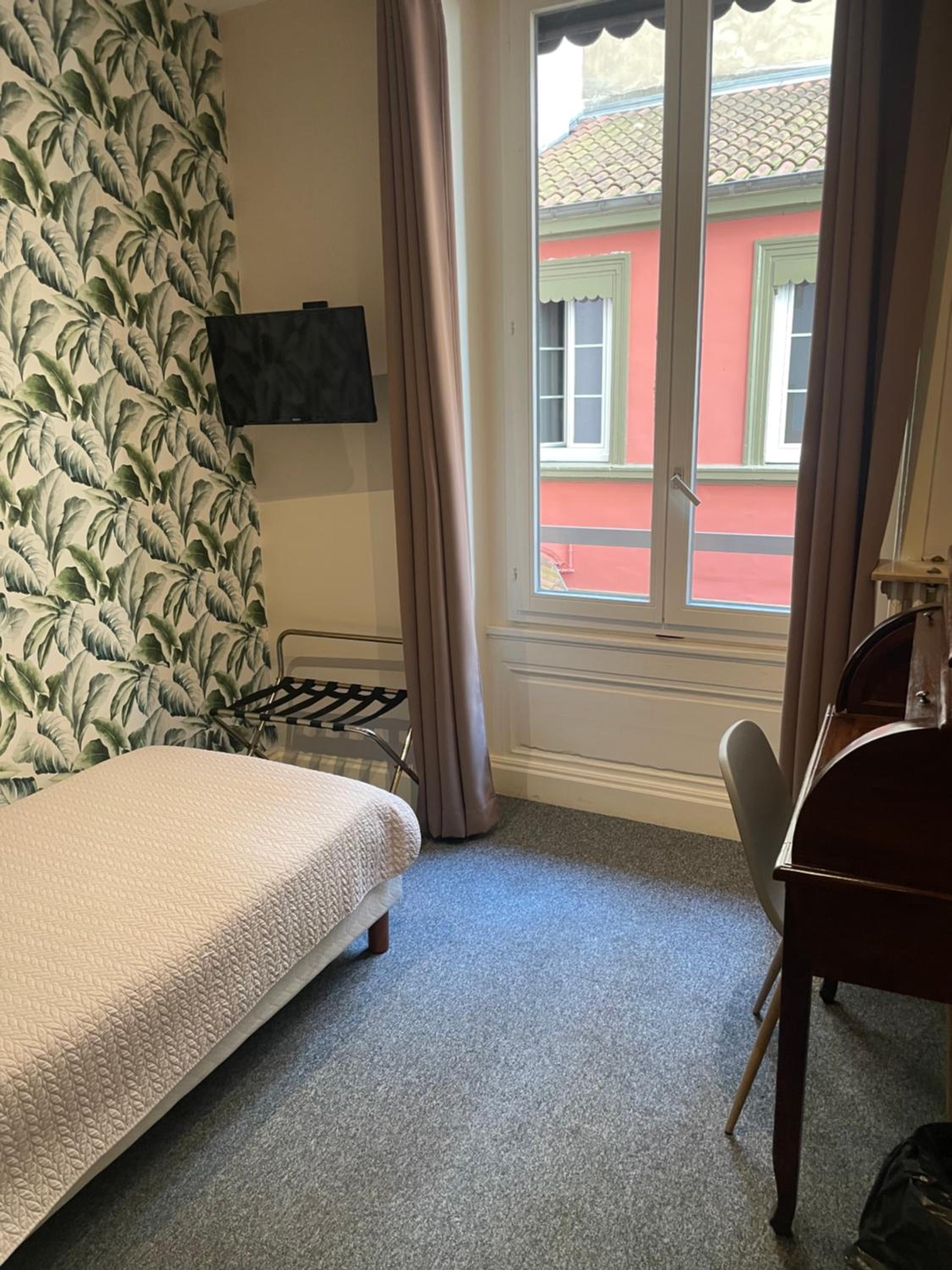 Hotel Azur 7/50