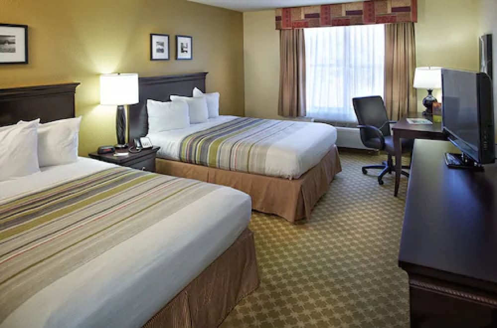 ROOM, 2 QUEEN BEDS