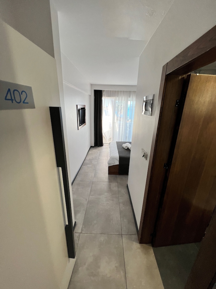 EXEN HOTEL 22/50