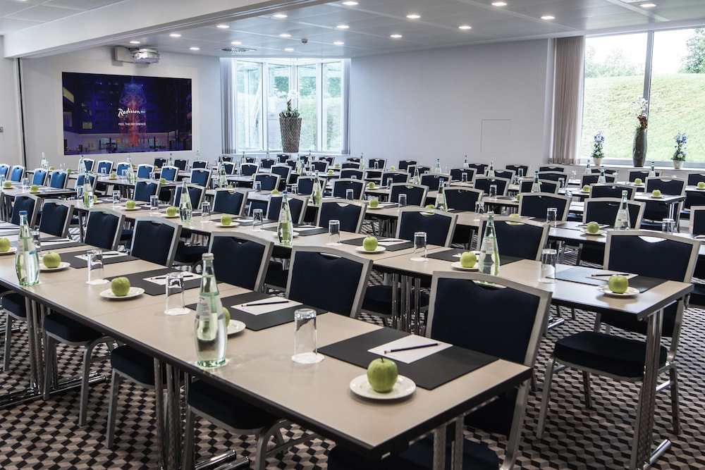 Radisson Blu Hotel, Karlsruhe 68/78