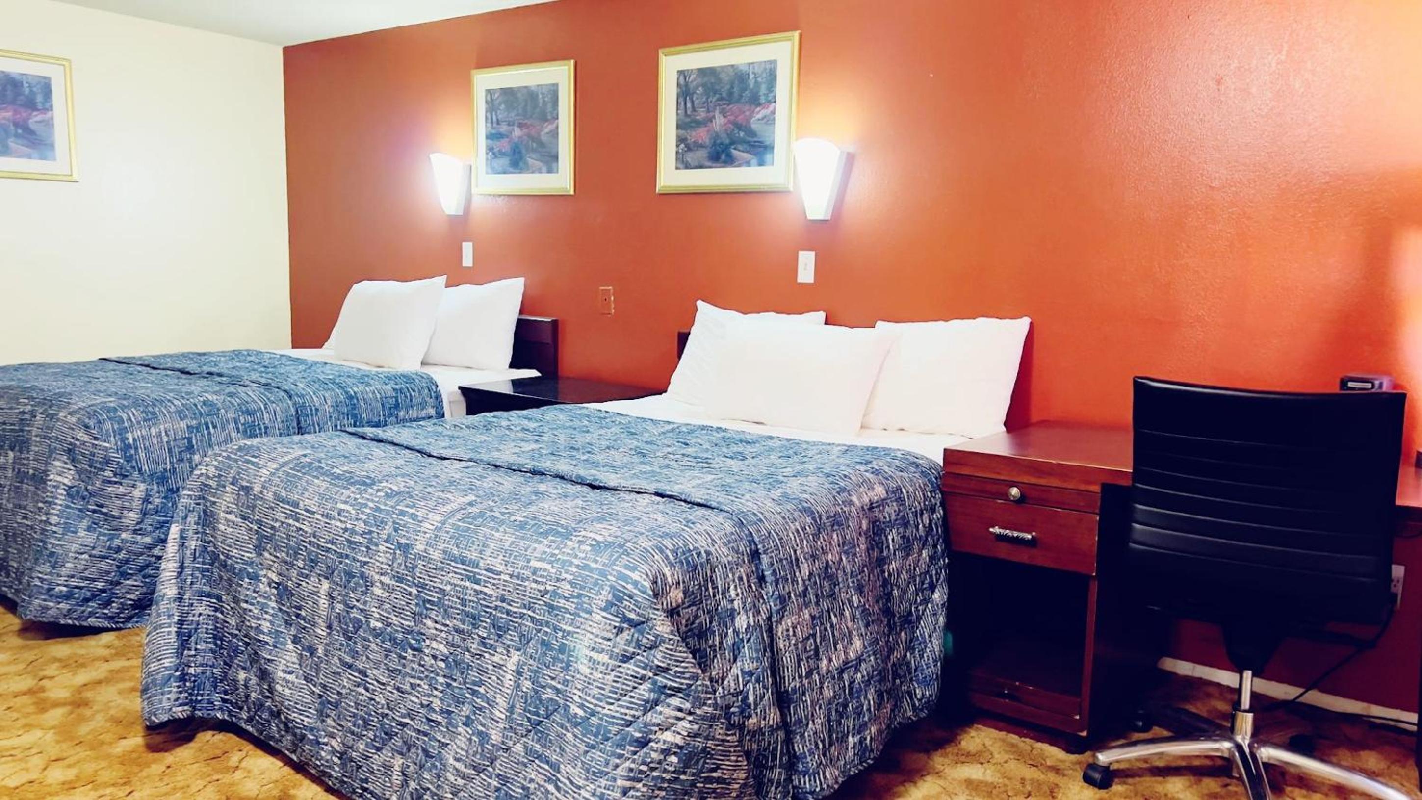 TRAVELERS LODGE EADS COLORADO 18/50