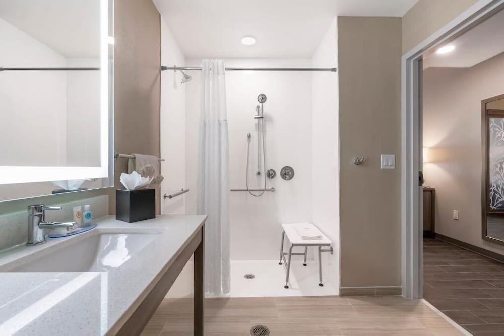 جناح ثلاثي بسرير كينج لذوي الإعاقة، Pestana Orlando Suites Lake Buena Vista 7/10
