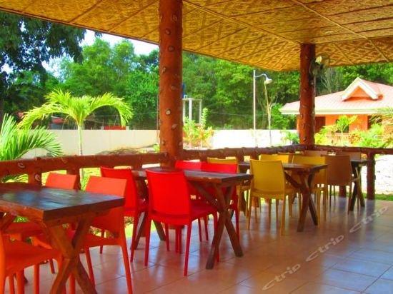Golden Sam Resort 28/43