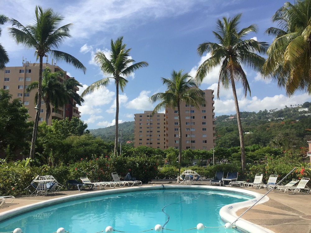 Fisherman's Point Resort 11/50