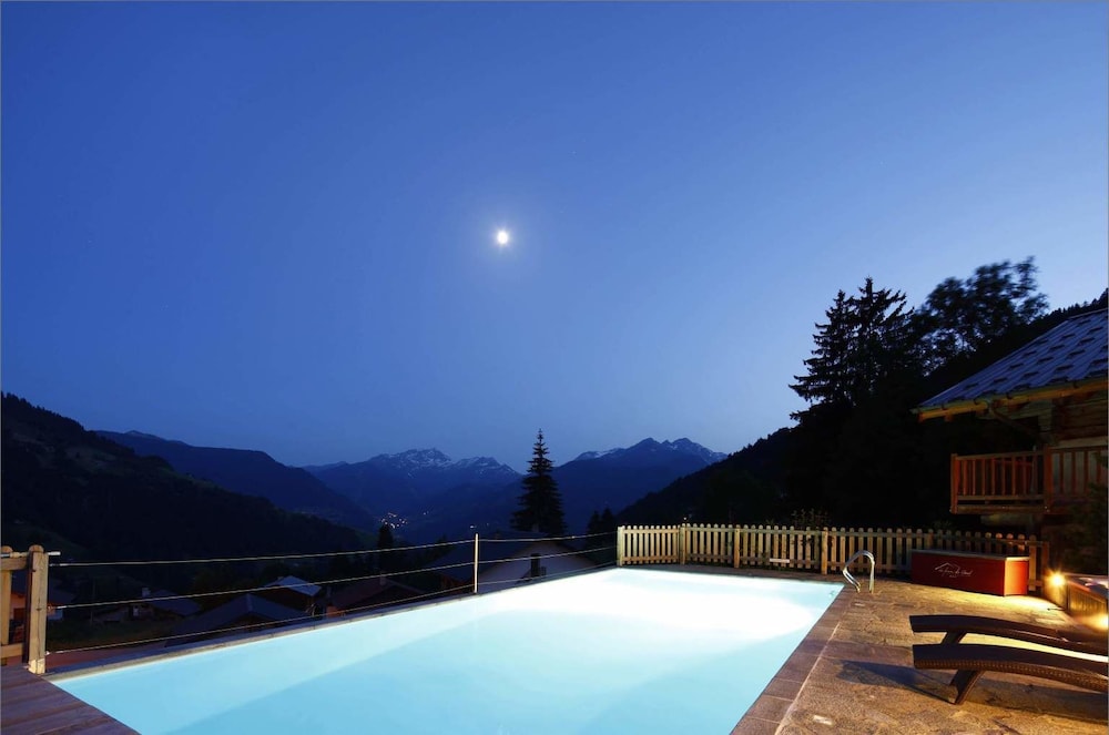 Chalet-Hotel La Ferme du Chozal, The Originals Relais (Hotel-Chalet de Tradition) 39/69