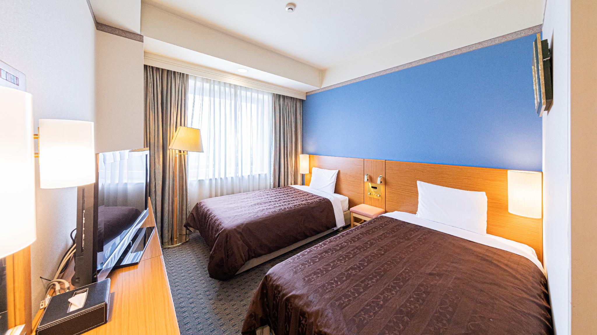Business, Standard, Twin Beds, Night View