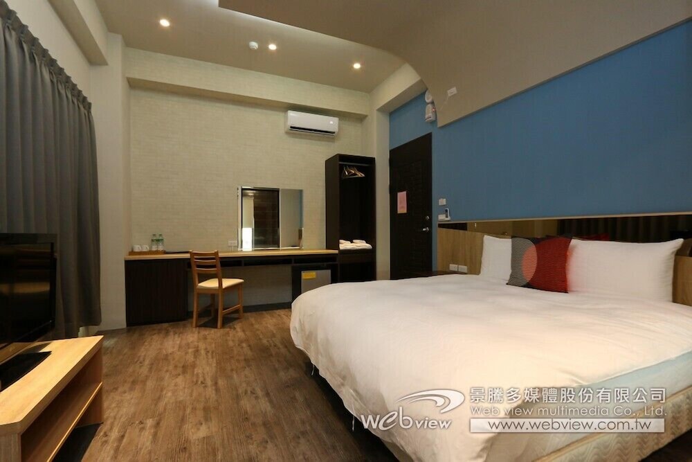 Ruo Shui Hotspring Hotel 13/62