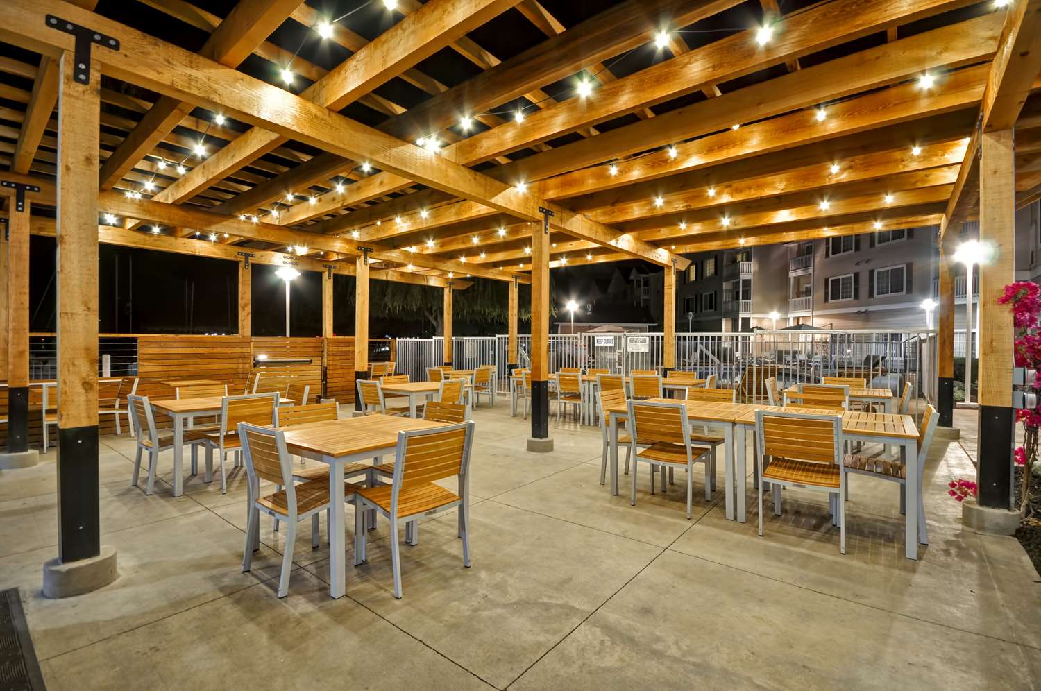 restaurant cafeteria