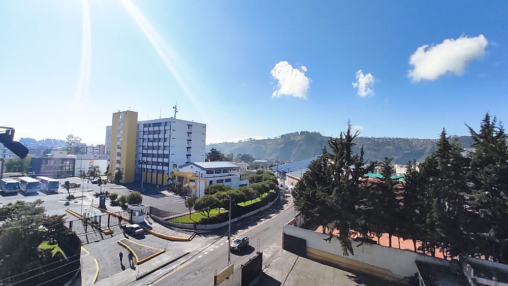Fenix Hotel 64/66