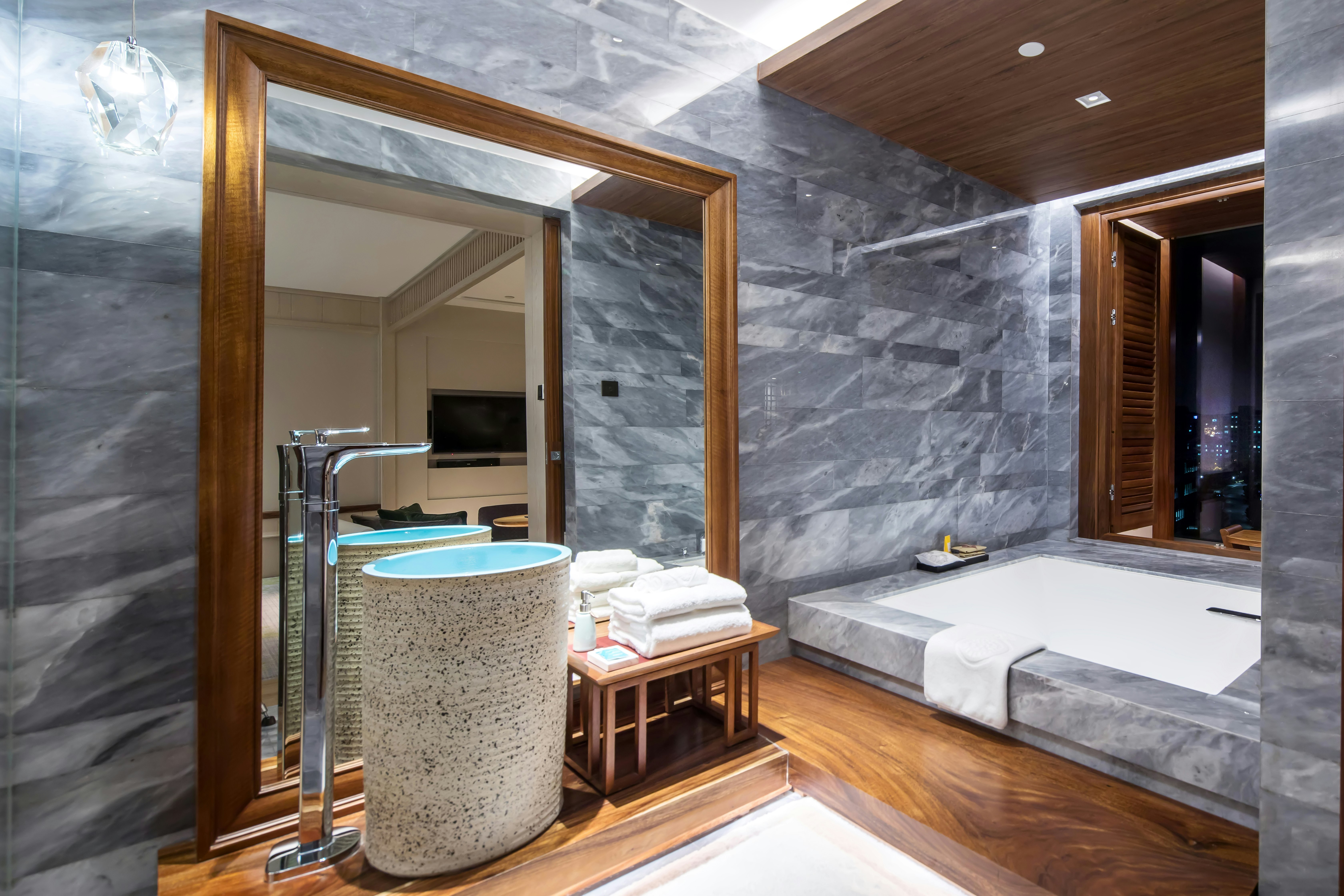 The Anandi Hotel and Spa Shanghai 49/50