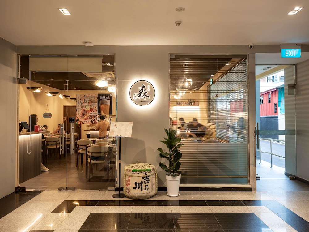 ibis budget Singapore Imperial 12/66