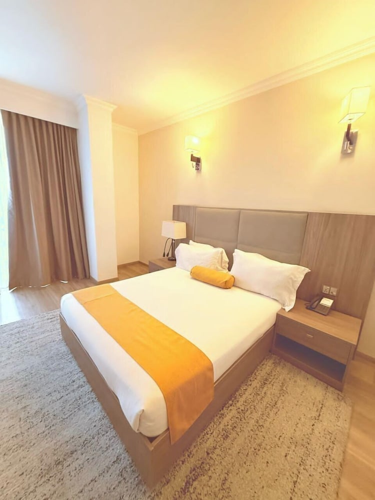 TH BonRoyal Hotel 16/56