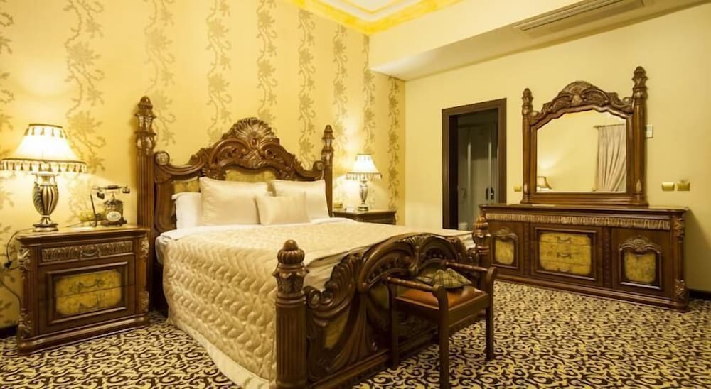 1 BEDROOM, DELUXE, DOUBLE BED